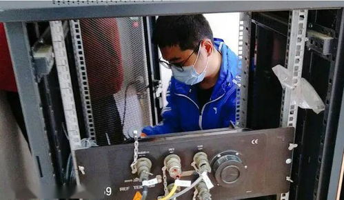 致敬全國科技工作者日 河北地震科技工作者以通訊設備修理當好人民的守夜人